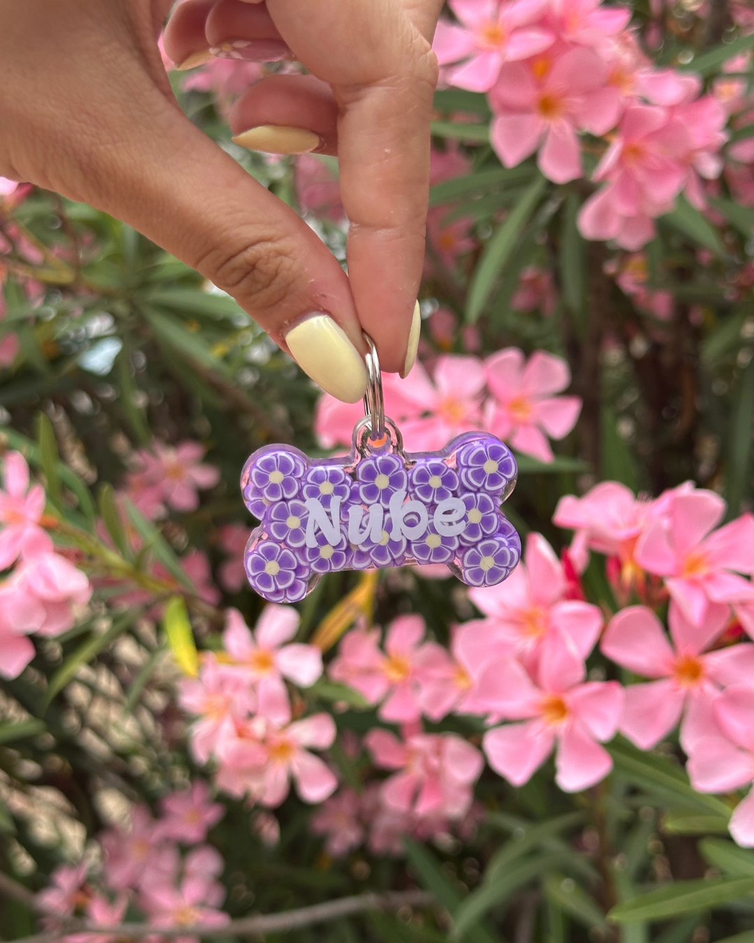 Chapitas flores moradas
